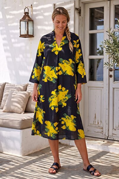 Chiccy Black-Yellow V-Neck 3/4 Sleeve Hidden Pocket Pleated Floral Printed Ca...