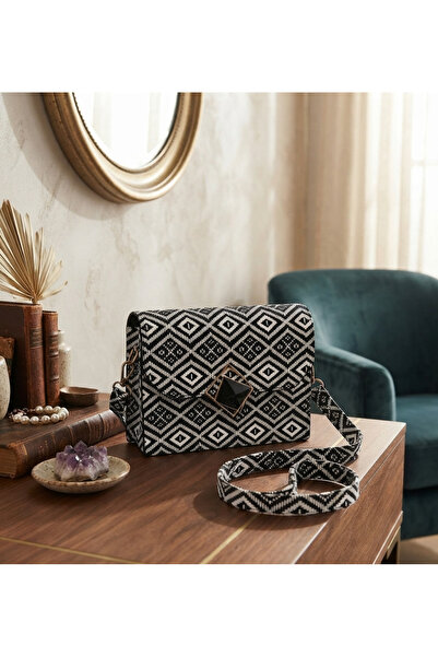 ÇANTA Black and White Color Adjustable Strap Detailed Shoulder Bag