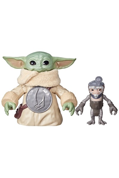 Hasbro Star Wars: The Mandalorian Hugging Grogu Electronic Action Figure