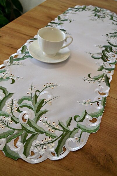 NO BRAND Traversă de masă PRINȚĂRĂNIE - 40x170 cm - model floral sacru