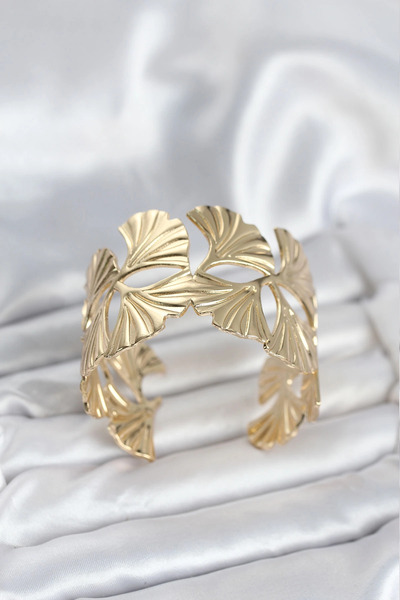 SORA GROUP Brass Gold Color Sheet Fan Model Women's Bracelet