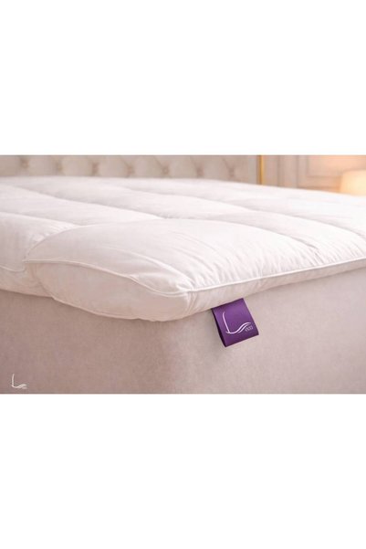 BEDSHED بكج دريم الفندقي | مفرش 7 قطع + لباد 8 سم - 200*200