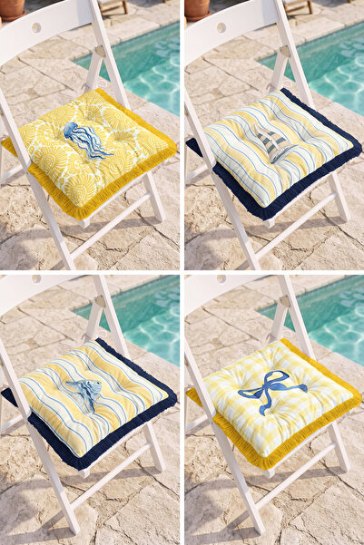 Realhomes Sea-Themed Jellyfish, Sailboat and Bow Patterned 4-Piece Fringed Pu...