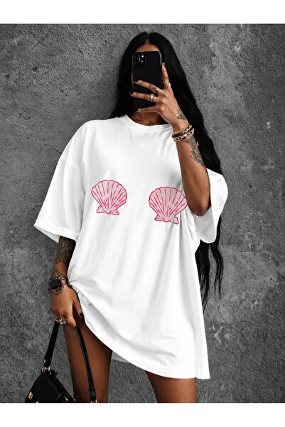 Generic Brand Two Pink Sea Shells,everyday essential,women's t-shirt,graphic ...