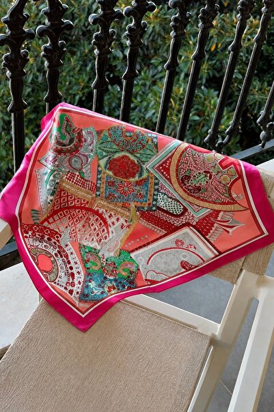 FENZA SCARF MALI RUKAVIĆ SA UZORAKOM OD 100% SVILE 53X53CM