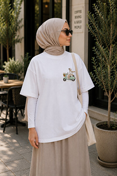 BAGAND Premium Scooter and Hijab Girl Printed Oversize T-Shirt Vintage Women'...