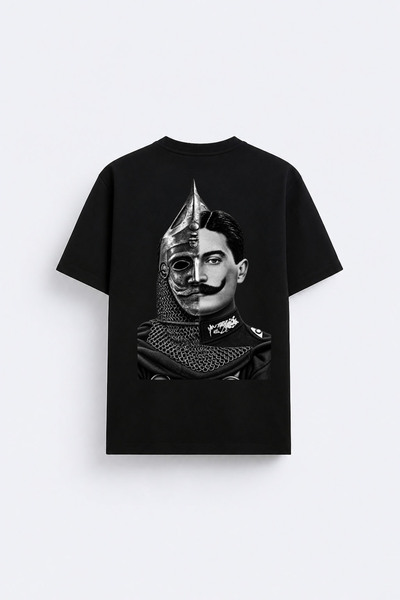 cesita Commander Mustafa Kemal Atatürk Printed Crew Neck T-Shirt