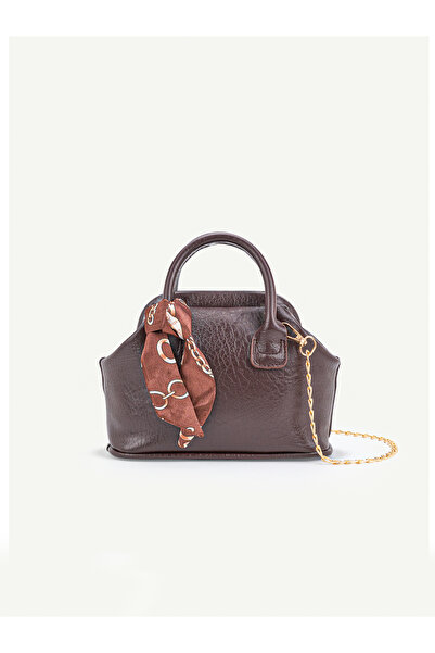 Beshora Holly Brown Scholarship Chain Detailed Hand & Shoulder Bag
