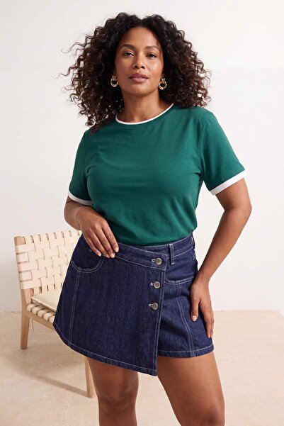 Trendyol Curve Green Collar Sleeve and Hem Detail Basic Knitted Plus Size Blo...