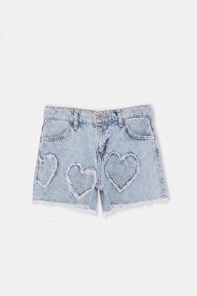 TRENDYOLKIDS شورت جينز هندسي باللون الأزرق الجليدي وبرمودا TKDSS25SR00035