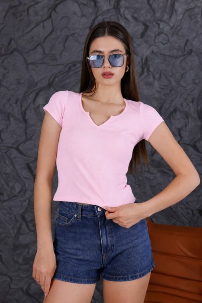 veira Summer V-Neck Fit Crop T-Shirt in Powder Pink – 95% Cotton, Stretchable...