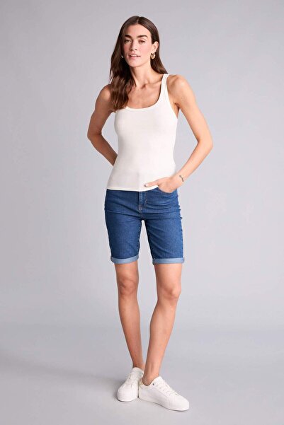 DeFacto Jeans-Bermuda mit normaler Taille und Falten am Bein A1958AX23SM