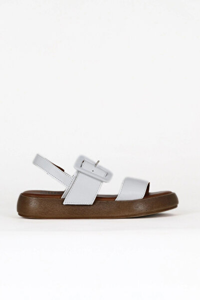 Bueno Shoes صندل نسائي مسطح من الجلد الأبيض 01we1901