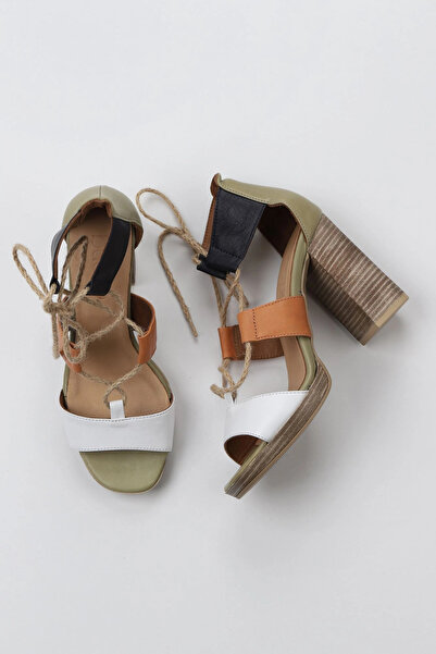 Bueno Shoes Λευκά Πολυδερμάτινα Γυναικεία Σανδάλια με Τακούνι 01wq4605