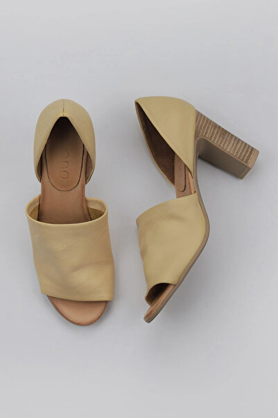 Bueno Shoes Sandale cu toc de damă din piele galbenă - 01wn4306