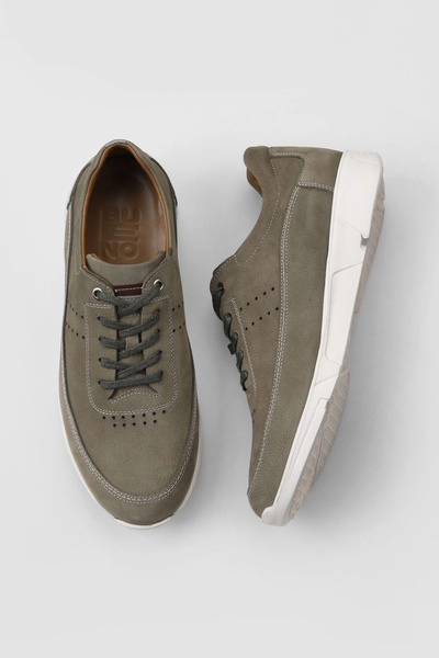 Bueno Shoes Pantofi casual pentru bărbați din nubuc kaki 07m0194l187