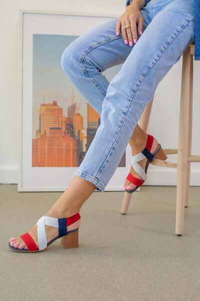 Stil Durağı TAUS MODEL 6 CM LASTİKLİ YENİ SEZON TOPUKLU SANDALET LACI.BEY