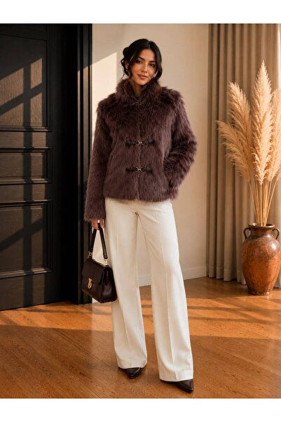 AyShop Front Detailed Fur Jacket