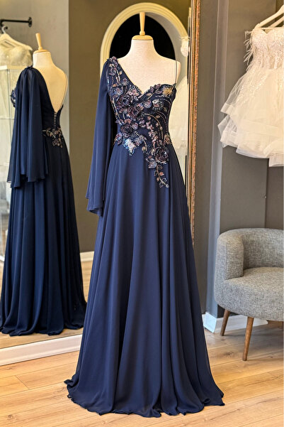 Lenta Moda Lacivert Üç Boyutlu Dantel Kaplı Tek Omuz Detaylı Şifon Abiye Elbise