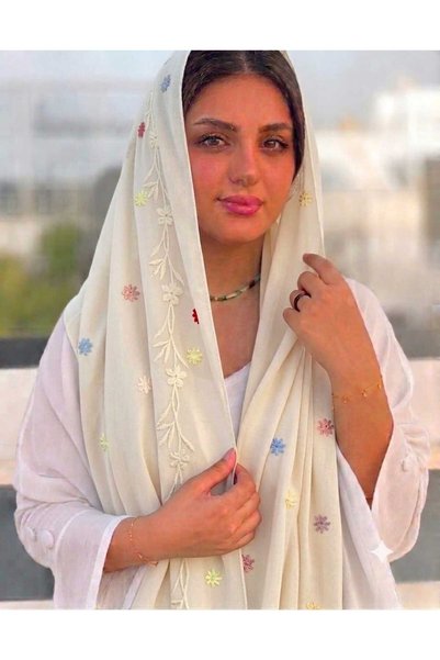 Veil Designer مجموعة من طرحتين تطريز كامل الطرحة بوال ياباني المقاس : 60 * 190