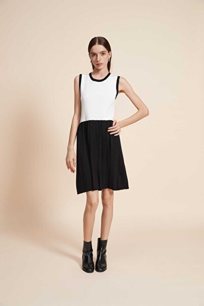 Yola Two-Tone Sleeveless Mini Dress