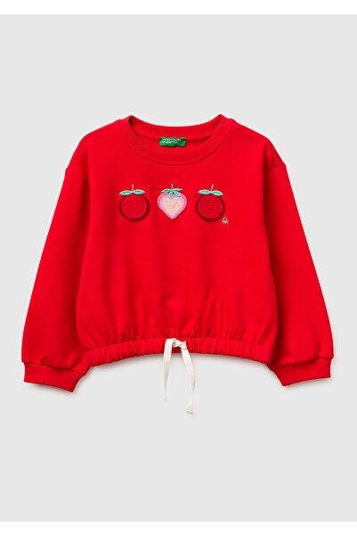 United Colors of Benetton فتاة حمراء كروشيه مزينة بتفاصيل مجمعة على حافة السو...