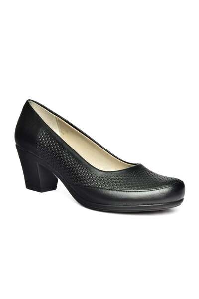 Fox Shoes R908023803 Pantofi de damă din piele naturală neagră cu toc gros