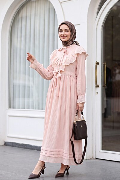 Modamorfo Scalloped Lined Crinkle Dress with Tie at the Neck and Waist - Powder