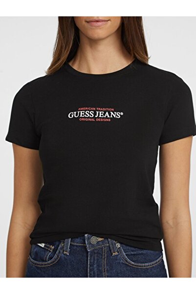Guess Jeans تي شيرت نسائي بقصة ضيقة