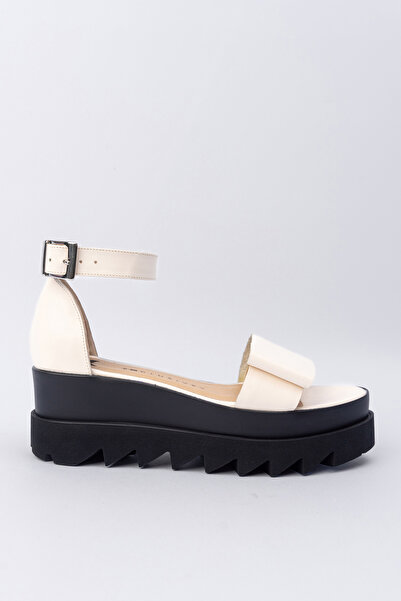 exclusives.ro Sandale Belle - Nud