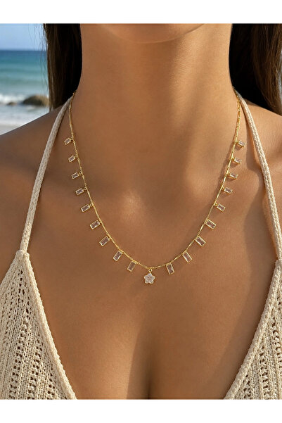 h&b design jewel Yıldız Charmlı Baget Taşlı Kolye