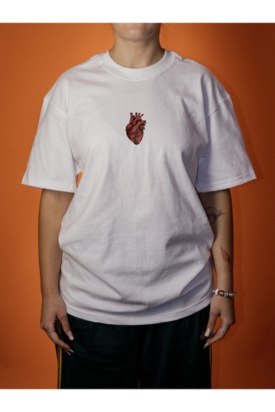bare and bold studio Tricou ChatGPT