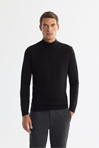 Avva Men's Black Half Turtleneck Textured Knitwear Regular Fit Sweater E005108