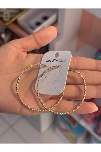 BETTY Parlak Görünümlü Gold Halka Küpe