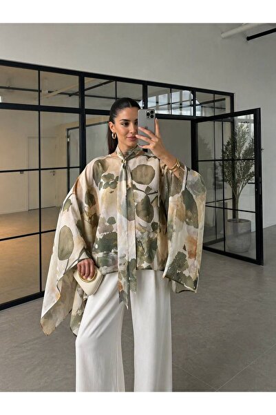 MAESTRO WOMAN Γυναικεία μπλούζα με πράσινο σχέδιο και φουλάρι