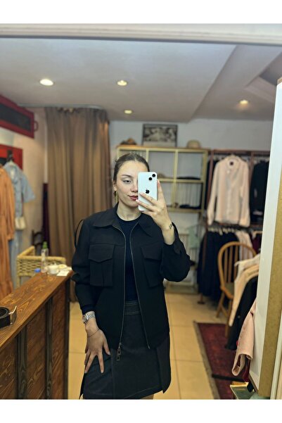 Başak Bulut Butik Cepli Fermuarlı Siyah Ceket