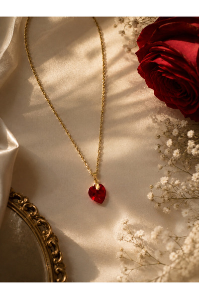 Helen Atelier Kırmızı Kristal Kalp Taşlı Burgu Çelik Kolye
