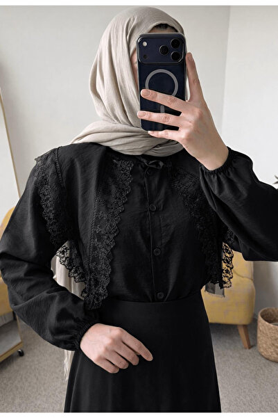 Yaren Moda Kadın yaka güpürlü modal kumaş gömlek