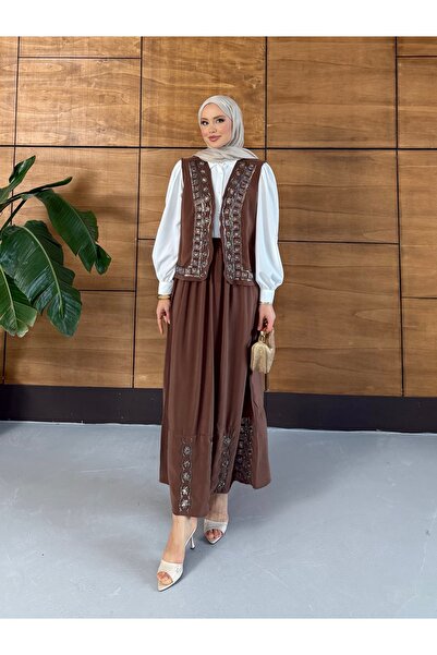 Miss Allos Γυναικείο Σετ με Φούστα και Γιλέκο με Κεντημένες Χάντρες και Ντραπ...