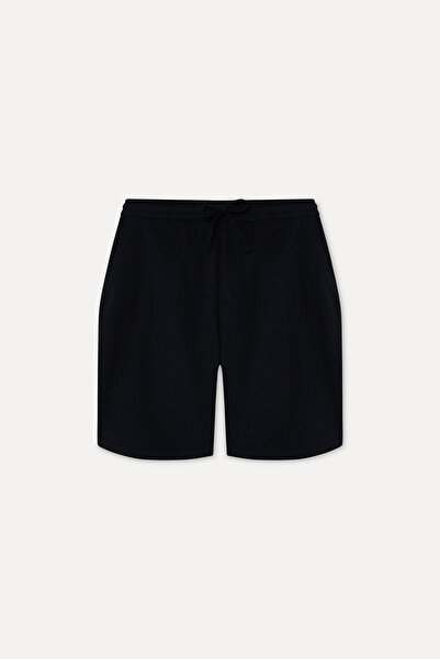 Mudo Men's Black Straight Fit Shorts