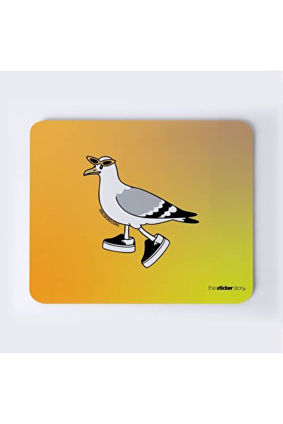 The Mousepad Story. لوحة ماوس على شكل طائر النورس يرتدي حذاءًا
