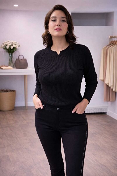 MARE BUTİK Black Lycra Skinny Pants with Sim Stripe Detail