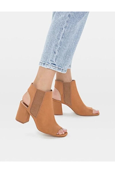 Evendi Botine, Maro