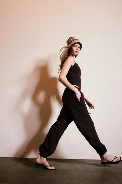 DeFacto H5155Axbn614 Brown Balloon Fit Regular Waist Muslin Trousers