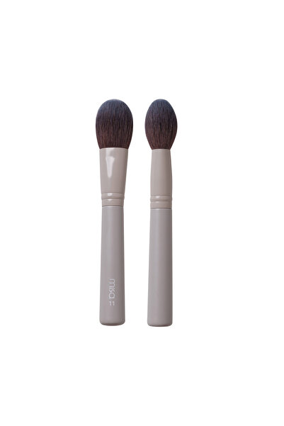 Iuliana Sandu, Misa 11 Powder Brush