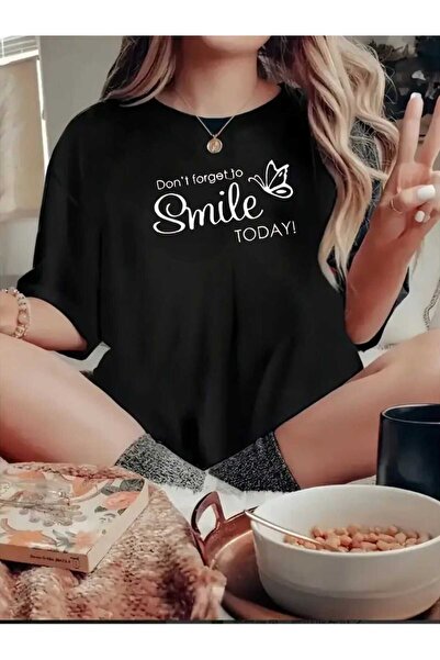 tkn your style Women's Smile Print Design Tshirt