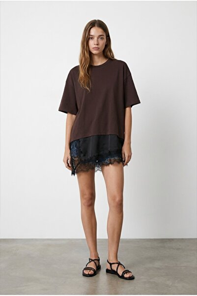 Quzu Asymmetrical Lace Detailed Oversize T-Shirt