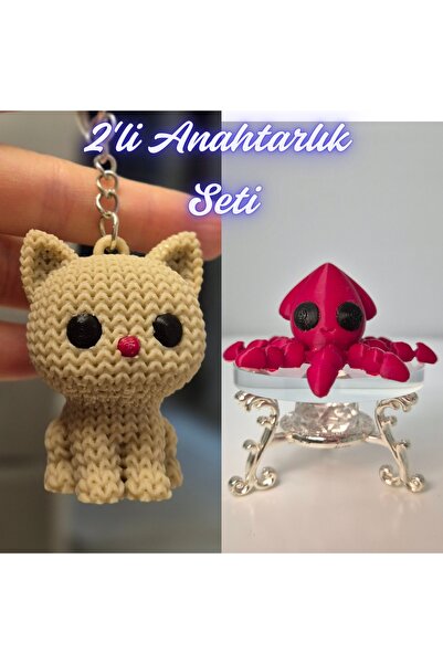 3DAtölyeMaker Cream Knitted Patterned Cat and Fire Engine Red Squid Keychain