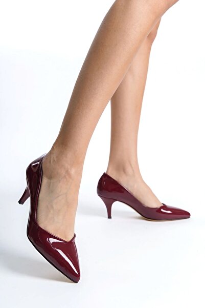 Y ESMA Stiletto Bordo Patent Leather Pointed Toe Closed 5 cm Thin Heel V-Toe ...