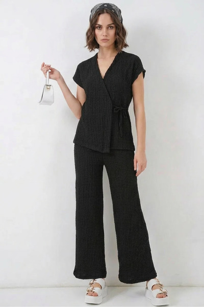 Efnaz style Women's V-Neck Belted Black Double Suit